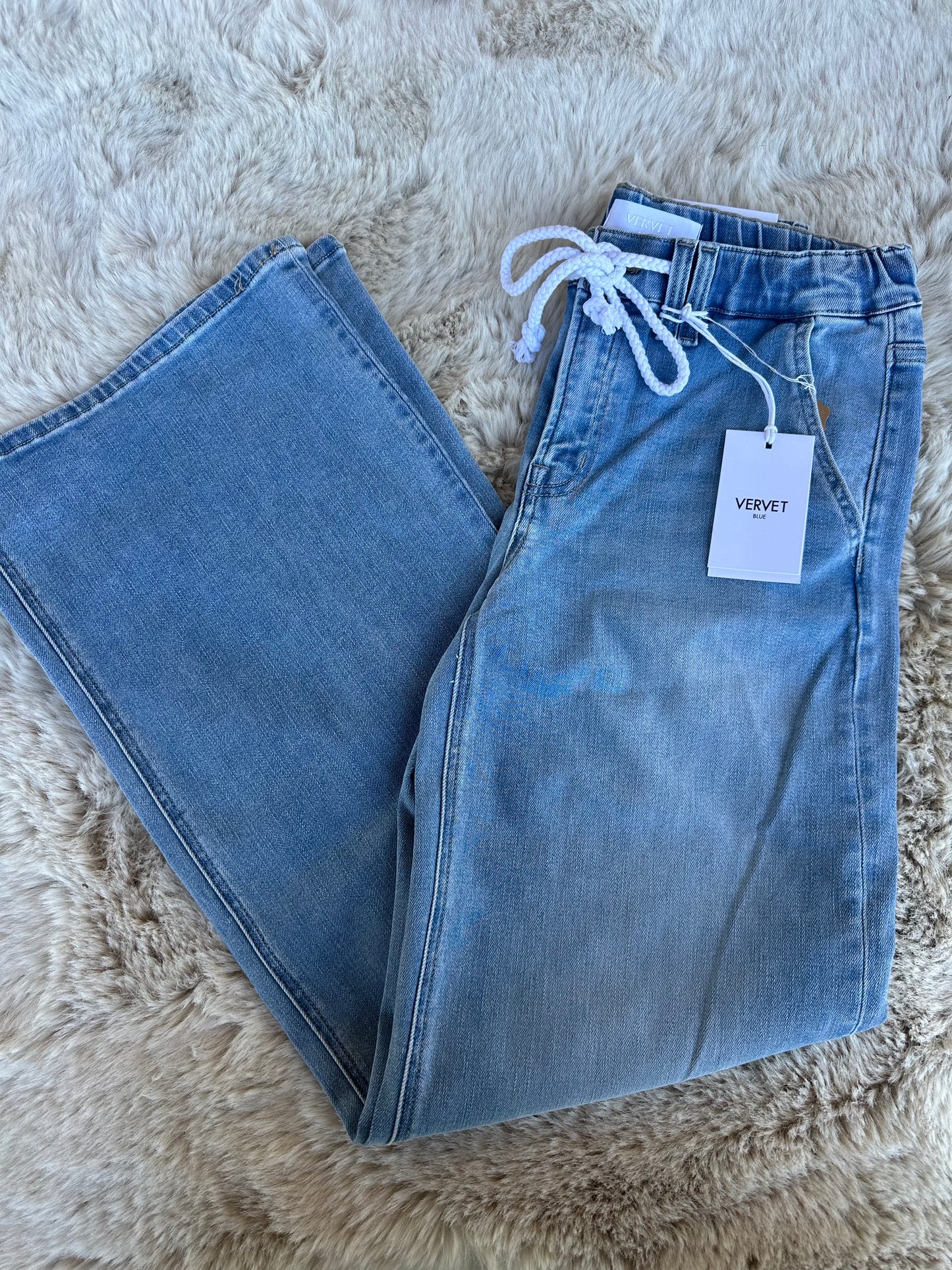 VERVET HIGH RISE ELASTIC WB WITH DRAWSTRING WIDE LEG JEANS