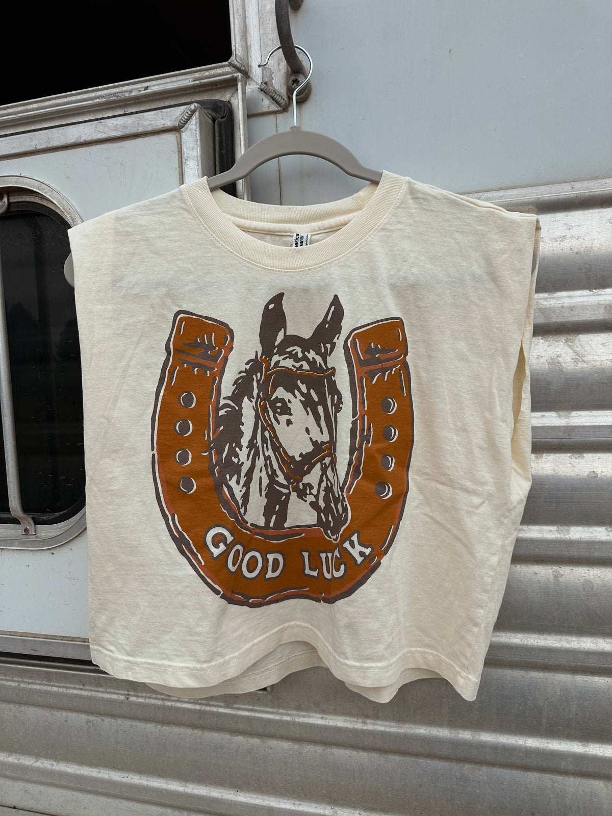 Goodluck Boxy Tank muscle tee