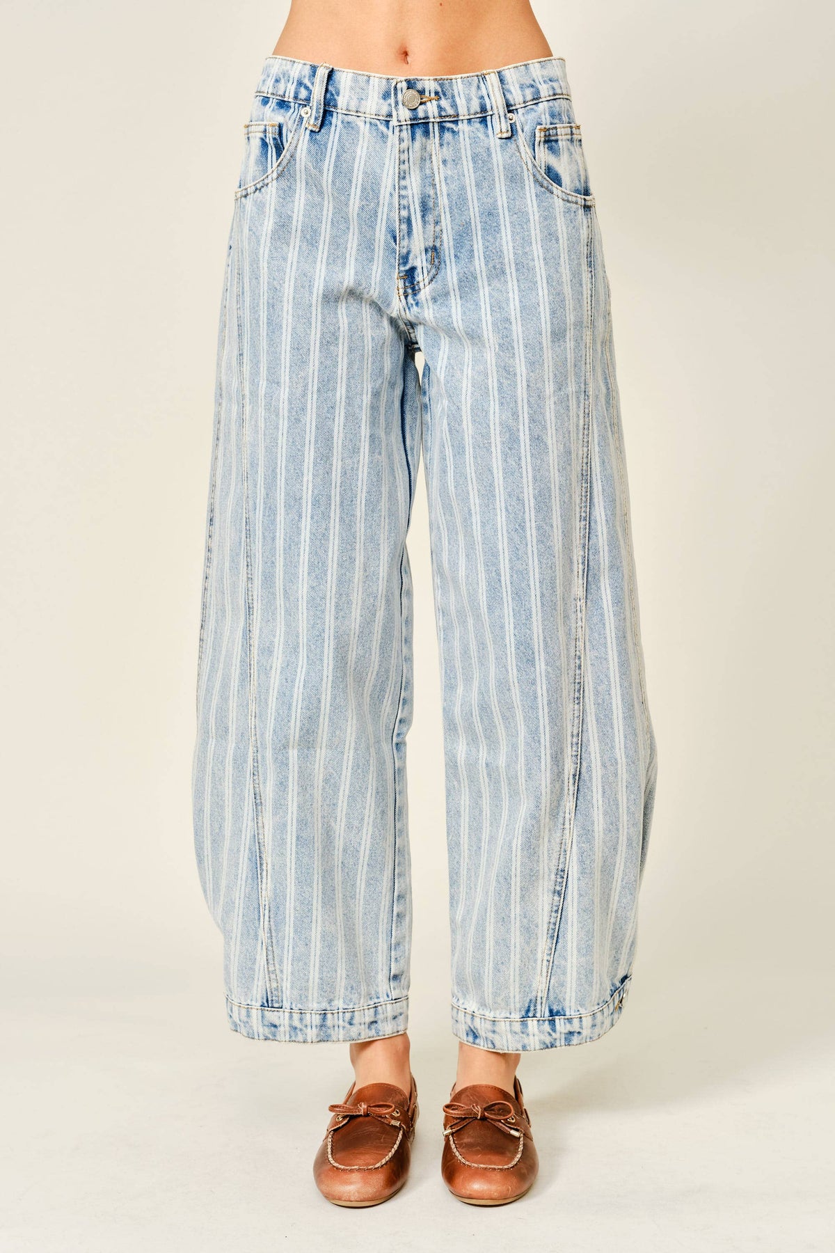 AJP5469D STRIPED DENIM BALLOON WASHED JEANS