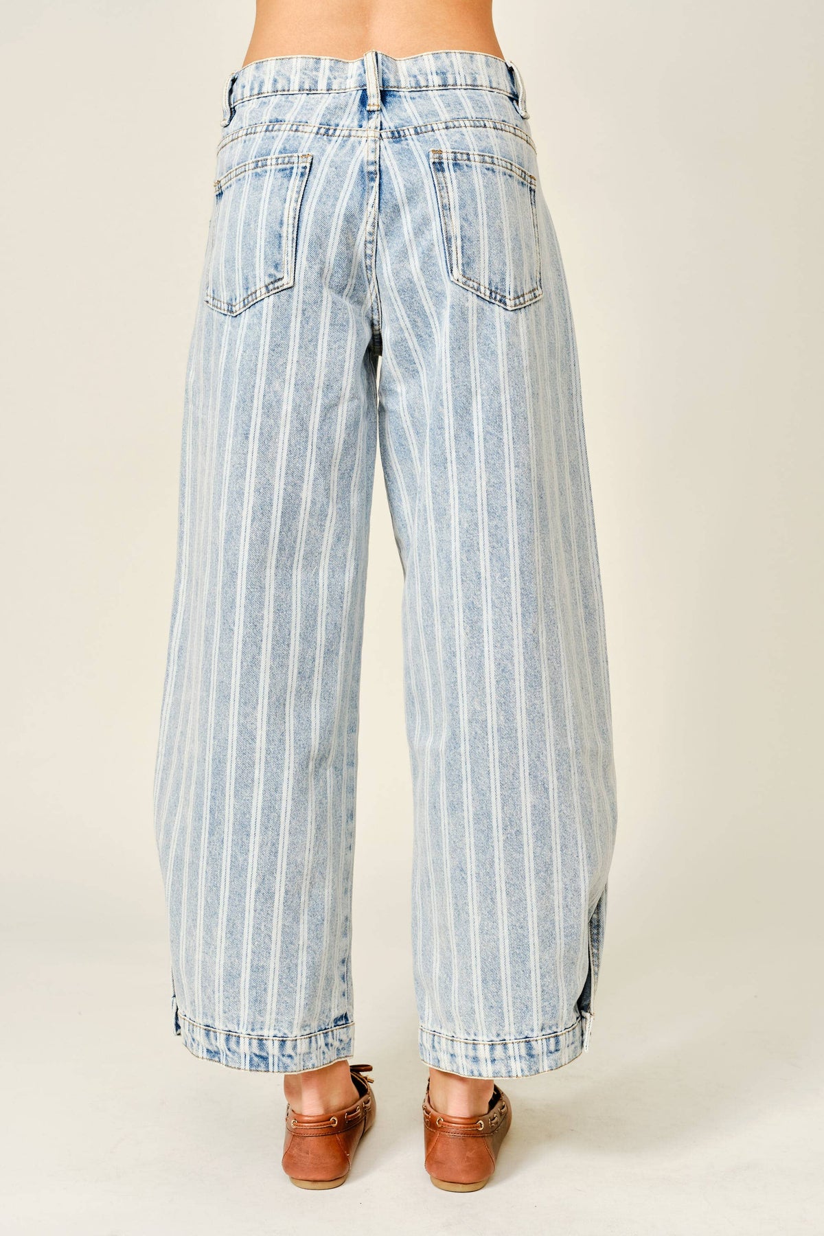AJP5469D STRIPED DENIM BALLOON WASHED JEANS